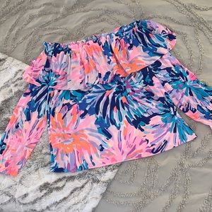 Lilly Pulitzer off-the-shoulder Top- Size L